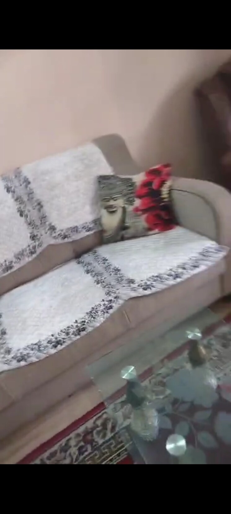 Bedroom, sector 19 3 Bedroom 162 Sq.Yd. Builder Floor In Sector 19 Noida 9773530