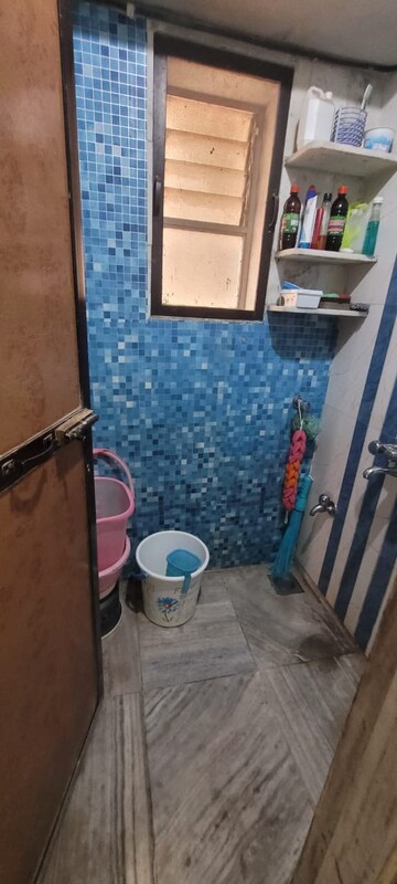 Master Bedroom in 1 BHK Apartment at Kachnar CHS Vasant Vihar, Vasant Vihar – for Rent