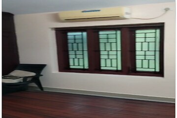 Room in 3 BHK Independent House at Thiroor – for Sale