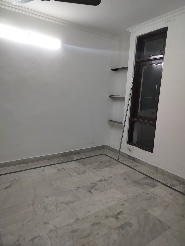 Room, saket 2 Bedroom 750 Sq.Ft. Builder Floor In Saket Delhi 9773632