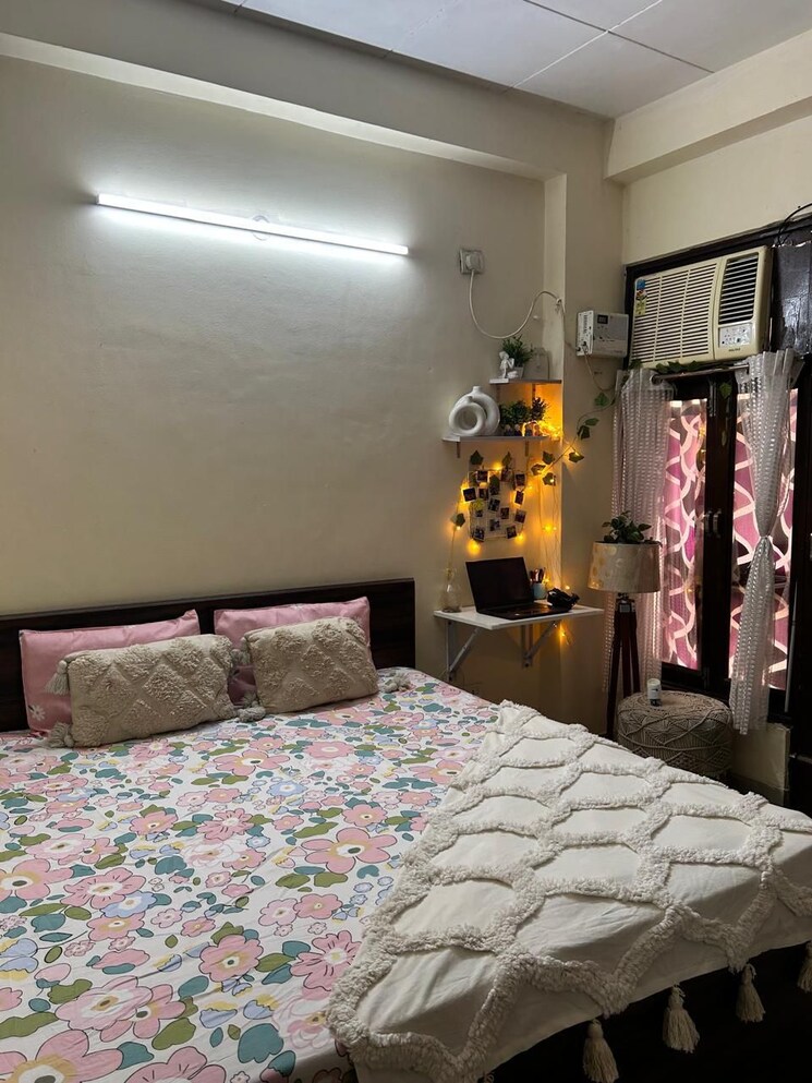Bedroom, dlf-city-phase-iii Studio 340 Sq.Ft. Builder Floor In Sector 24 Gurgaon 9773638