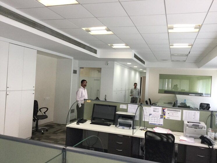 Team Area, marine lines Commercial Office Space 1150 Sq.Ft. In Marine Lines Mumbai 9773641
