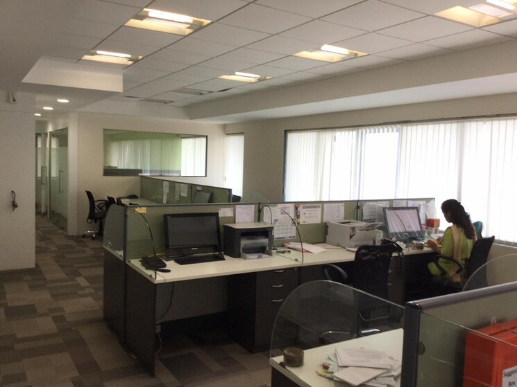 Team Area, marine lines Commercial Office Space 1150 Sq.Ft. In Marine Lines Mumbai 9773641