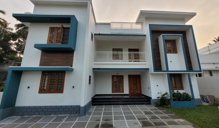 Exterior View, marathakkara 5 Bedroom 3650 Sq.Ft. Independent House In Marathakkara Thrissur 9773642