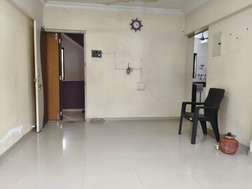 Room in 3 BHK Apartment at Ic Colony – for Rent