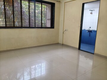 Room in 3 BHK Apartment at Ic Colony – for Rent
