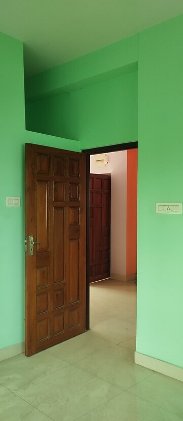 Room in 2 BHK Independent House at Bosepukur – for Rent