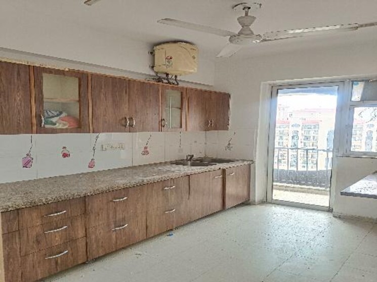 Kitchen, dlf-new-town-heights-iii 3 Bedroom 1848 Sq.Ft. Apartment In Sector 91 Gurgaon 9773697