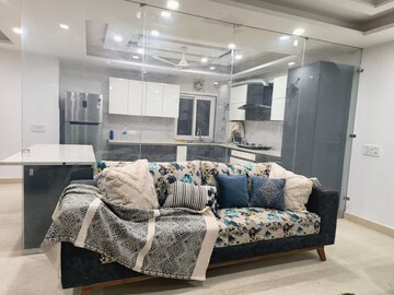 Living Room in 5 BHK Builder Floor at Sector 57 – for Rent