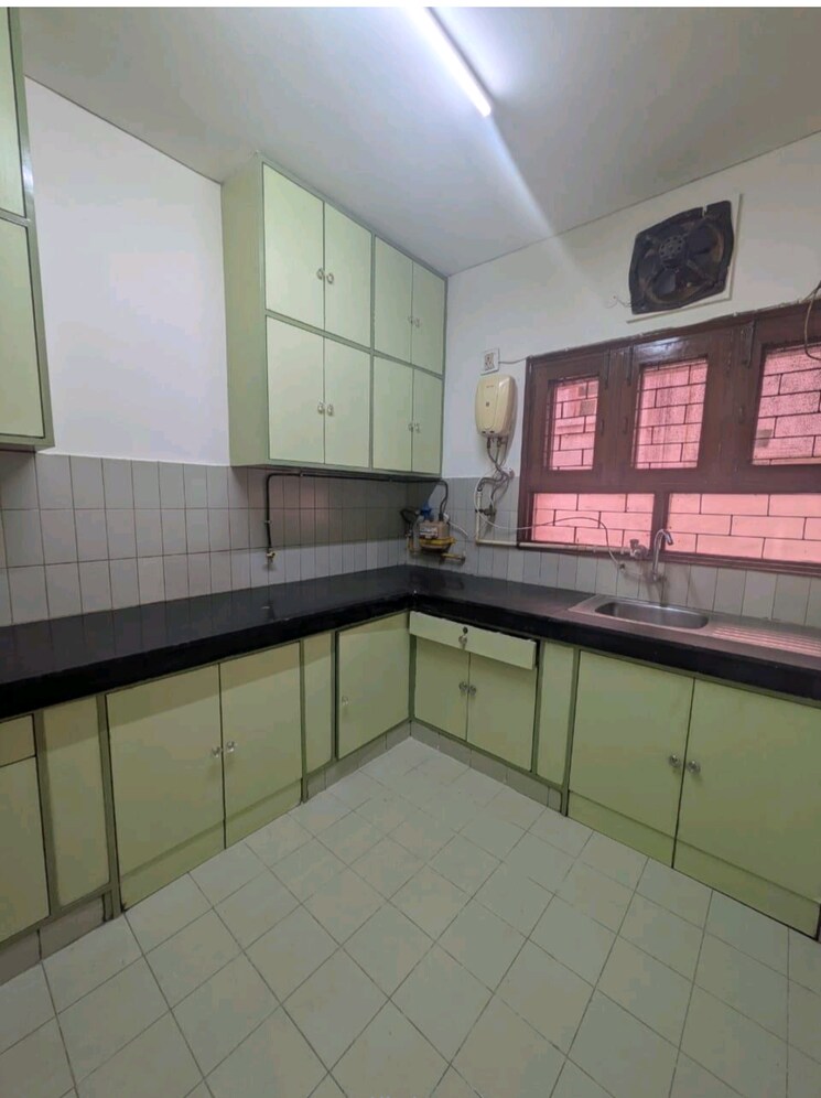 Kitchen, unitech-heritage-city 2 Bedroom 1140 Sq.Ft. Apartment In Sector 25 Gurgaon 9773732