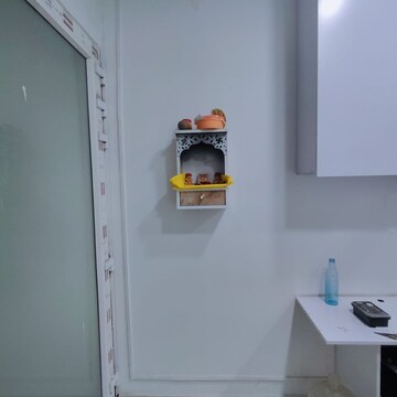 1 RK Apartment For Rent in Varun Enclave, Sector 28