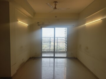 Living Room in 3 BHK Apartment at Moti Nagar – for Rent