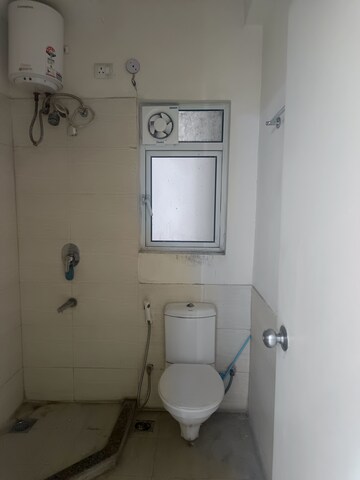 Bathroom in 3 BHK Apartment at Moti Nagar – for Rent