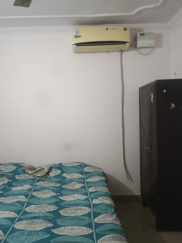 Furnished Amenities in 1 BHK Builder Floor at Malviya Nagar – for Rent
