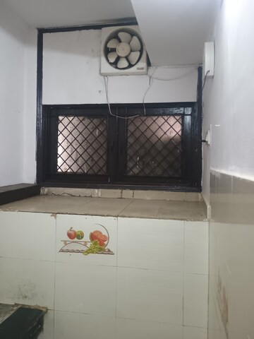 Room in 1 BHK Builder Floor at Malviya Nagar – for Rent