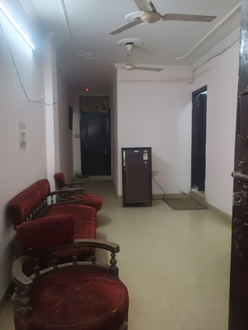 Furnished Amenities in 1 BHK Builder Floor at Malviya Nagar – for Rent