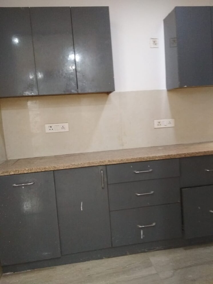 Kitchen, neb sarai 3 Bedroom 1300 Sq.Ft. Builder Floor In Neb Sarai Delhi 9774099