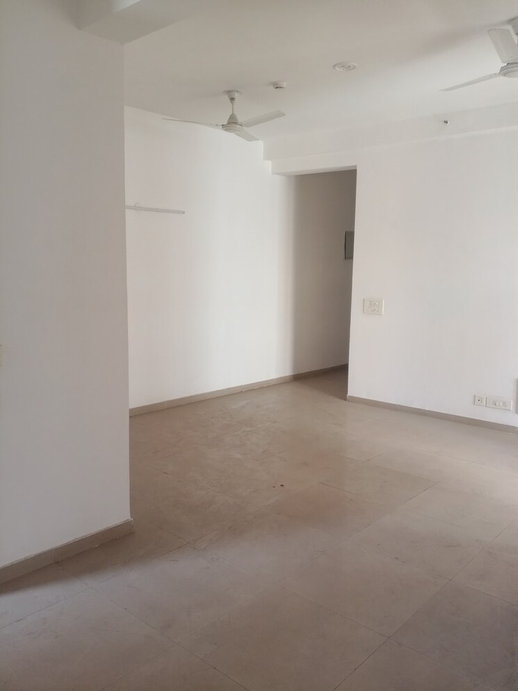 Room, mahagun-mywoods 3 Bedroom 1235 Sq.Ft. Apartment In Sector 16c Greater Noida Greater Noida 9774035