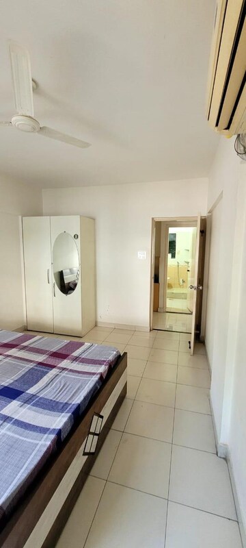 Room in 3 BHK Apartment at Nyati Enchante, Wadgaon Sheri – for Rent