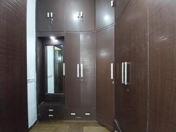 Building Lobby in 3 BHK Apartment at Purvanchal Royal Park, Sector 137 – for Rent