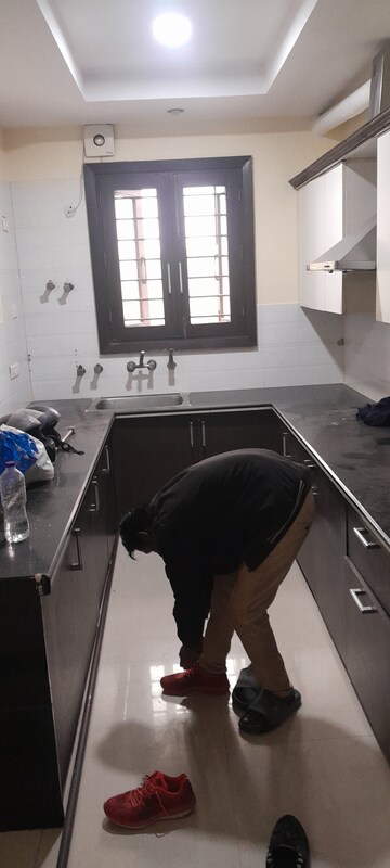 Master Bedroom in 1.5 BHK Builder Floor at DS Homes Noida, Sector 70 – for Rent