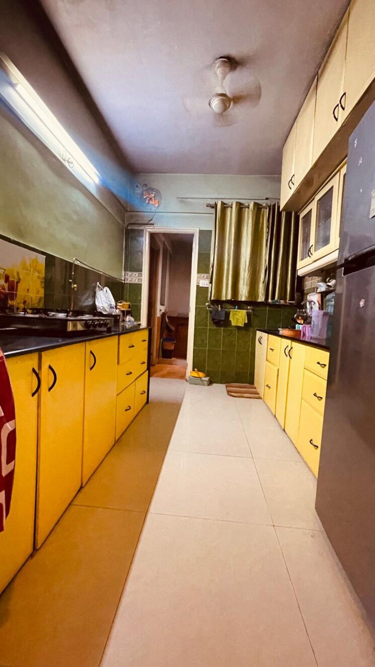 Kitchen, windsor-avenue 4 Bedroom 2600 Sq.Ft. Apartment In Wanowrie Pune 9774111