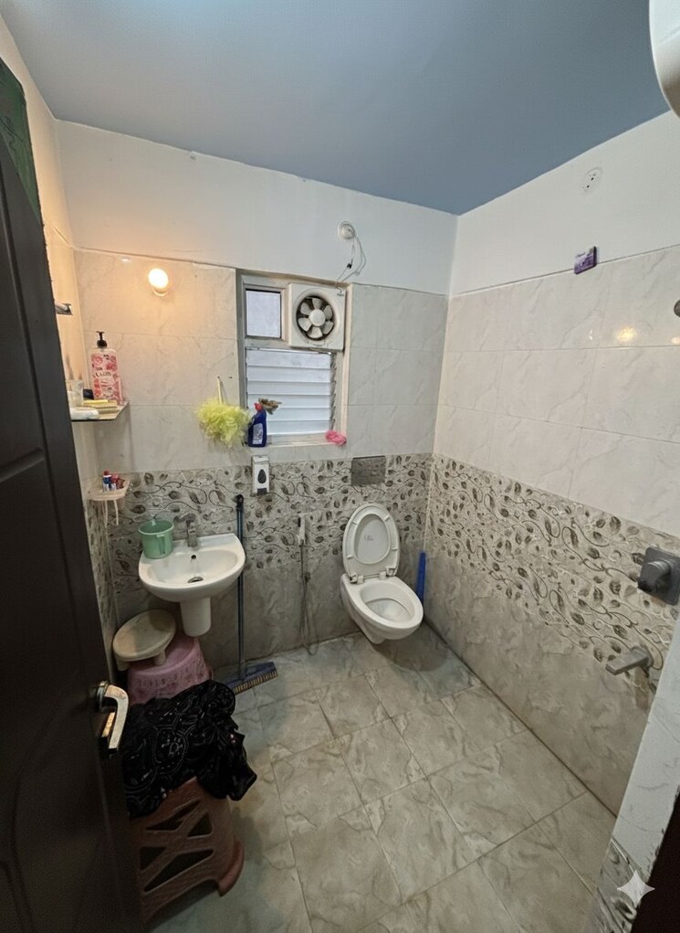 Bathroom, bariatu 2 Bedroom 1050 Sq.Ft. Apartment In Bariatu Ranchi 9774113