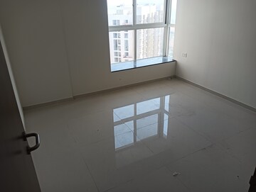 Room in 3 BHK Apartment at Pride Purple Park Titan, Hinjewadi – for Rent