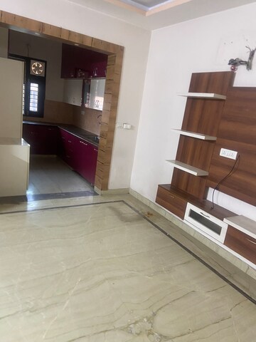 Lobby in 3 BHK Builder Floor at Sector 8 – for Rent