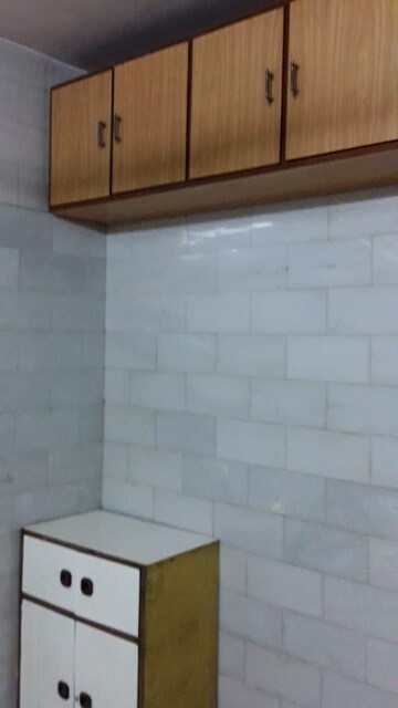 Bathroom in 1.5 BHK Apartment at Eff Jumbo Darshan CHS, Andheri East – for Rent