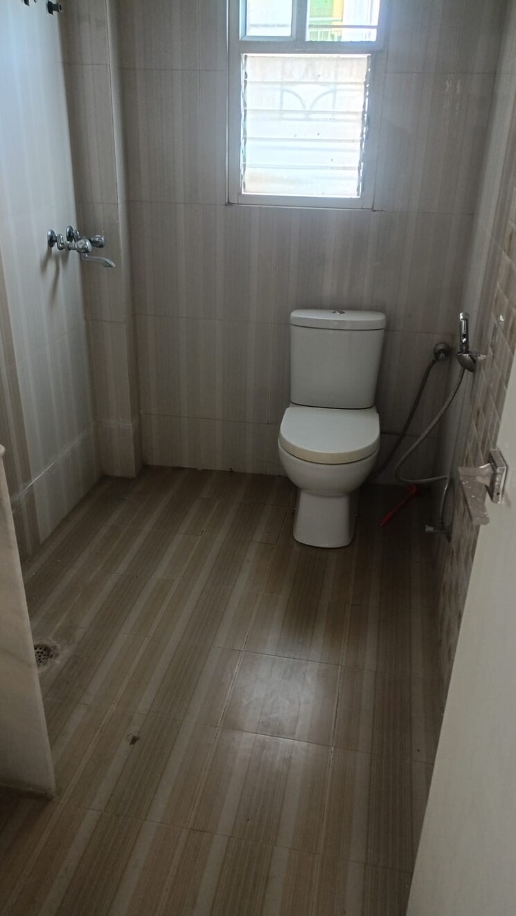 Bathroom, bariatu 3 Bedroom 2300 Sq.Ft. Apartment In Bariatu Ranchi 9774185