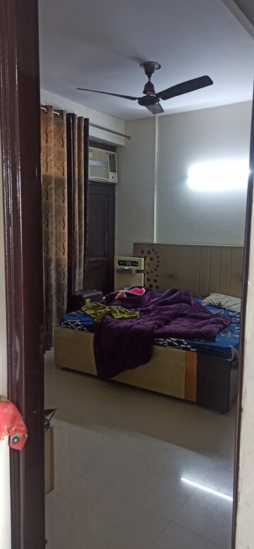 Bedroom in 4 BHK Apartment at Varun C.G.H Society, Sector 52 – for Sale