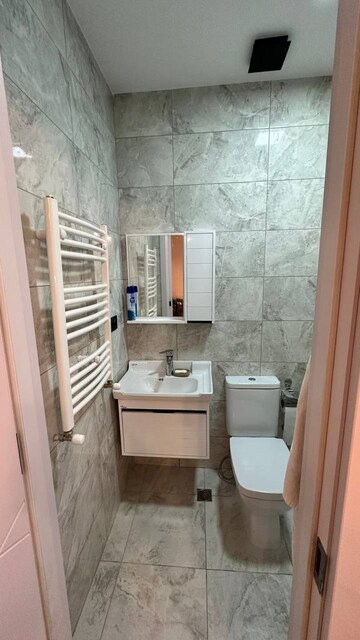 Bathroom in 4 BHK Builder Floor at Safdarjung Enclave – for Sale