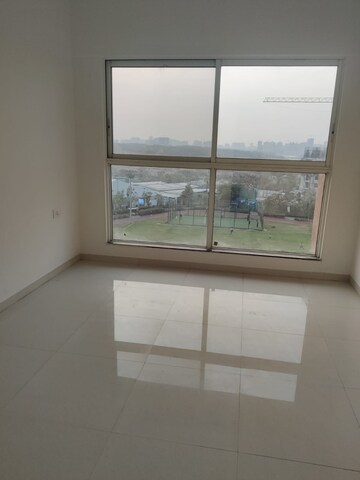 Room in 2 BHK Apartment at Godrej Boulevard, Manjari – for Sale