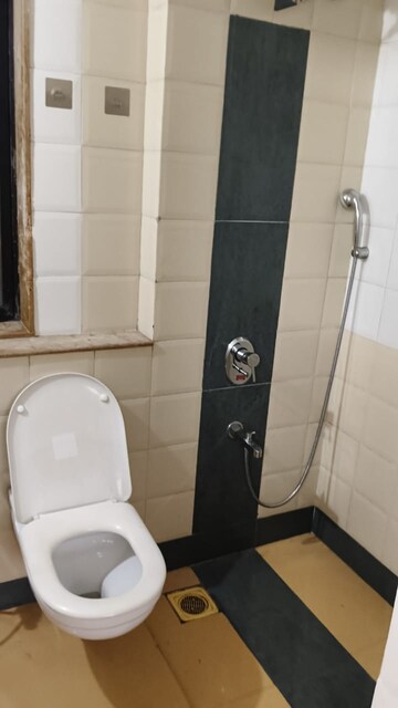 Furnished Amenities in 3 BHK Apartment at Aster Tower, Goregaon East – for Rent