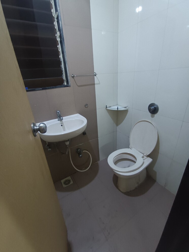 Bathroom, silicon-park 2 Bedroom 1150 Sq.Ft. Apartment In Malad West Mumbai 9774362