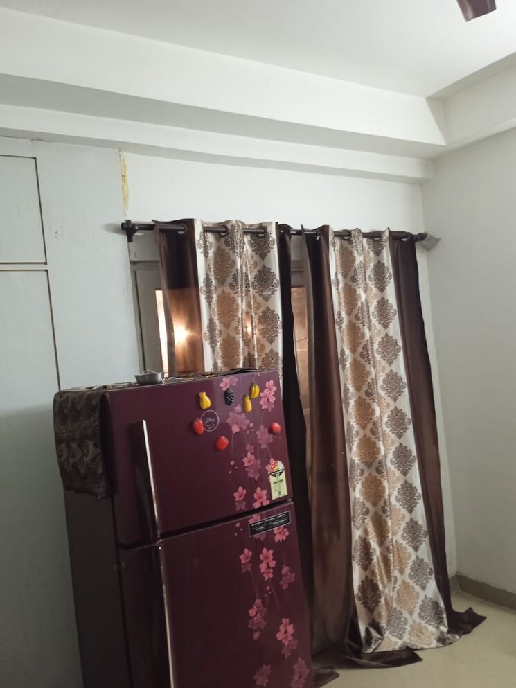 undefined, damodar-complex 2 Bedroom 1000 Sq.Ft. Apartment In Sector 37 Noida 9774432