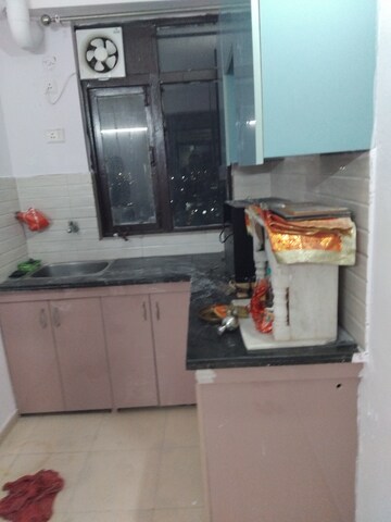 Furnished Amenities in 1 BHK Apartment at Auric City Homes, Sector 82 – for Rent