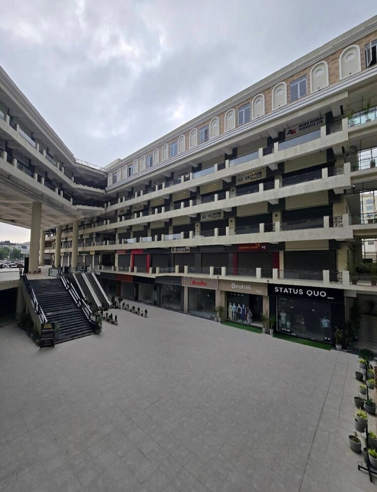 Exterior View, orbit-signature-walk Commercial Showroom 900 Sq.Ft. In Vip Road Zirakpur 9774521