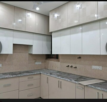 Kitchen in 2.5 BHK Builder Floor at Ramesh Nagar – for Rent