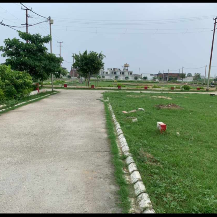 Garden, baghpat road  110 Sq.Yd. Plot In Baghpat Road Meerut 9774578