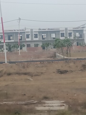  Plot For Sale in Modipuram