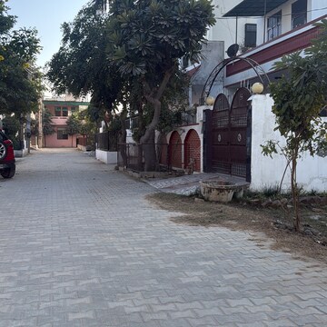  Plot For Sale in New Palam Vihar