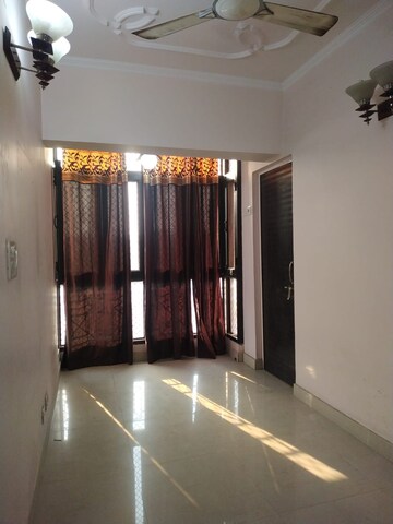 Living Room in 1 BHK Apartment at Molarband Extension – for Rent