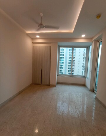 Room in 4 BHK Apartment at TGB Meghdutam, Sector 50 – for Rent
