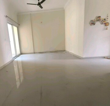 Room in 3 BHK Apartment at Apex Athena, Sector 75 – for Rent