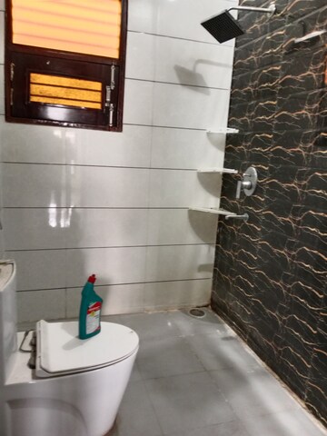 Bathroom in 4 BHK Builder Floor at Sector 18 – for Rent