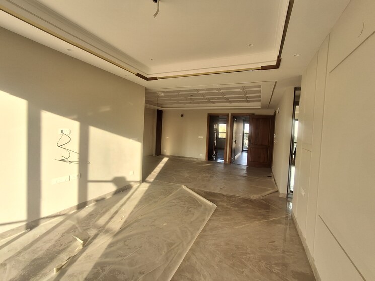 Cover Image, sector 27 3 Bedroom 2350 Sq.Ft. Builder Floor In Sector 27 Gurgaon 9774778