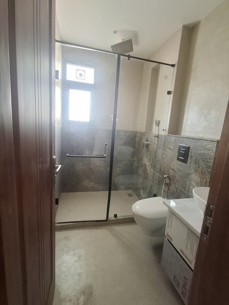 undefined, sector 27 3 Bedroom 2350 Sq.Ft. Builder Floor In Sector 27 Gurgaon 9774778