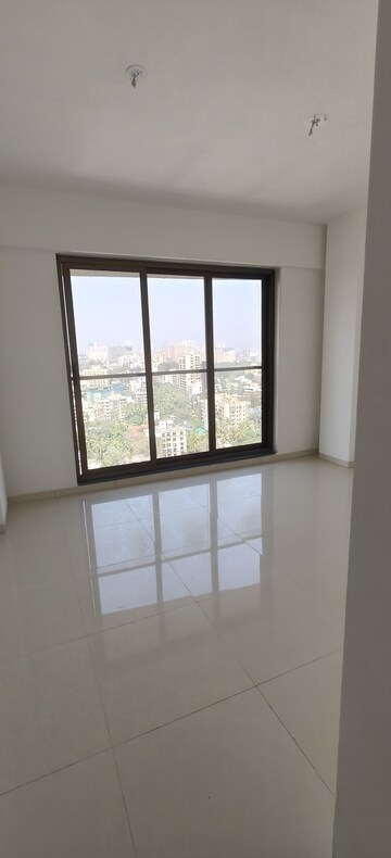 Room in 3 BHK Apartment at Naman Habitat, Andheri West – for Sale